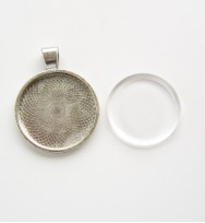 Pendant 25mm Round Bezel Setting